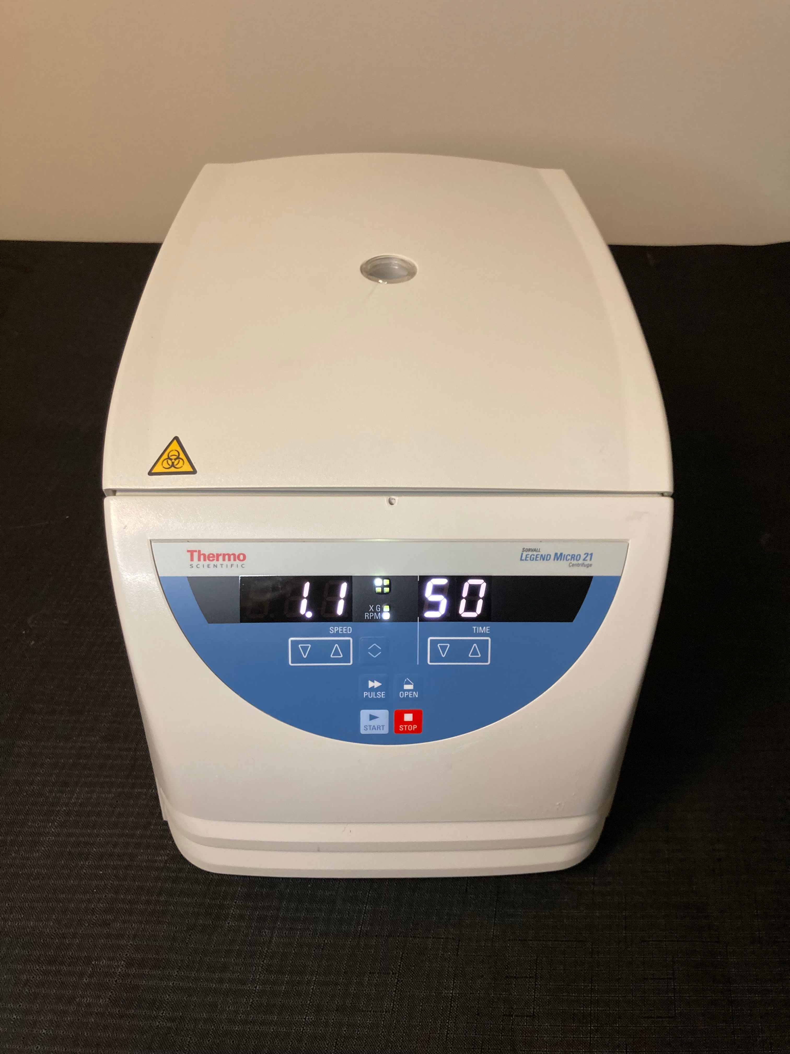 ThermoFisher Scientific Sorvall Legend Micro 21 microcentrifuge 75002436